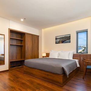 Deluxe Zimmer mit Kingsize-Bett