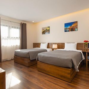 Zimmer mit zwei Einzelbetten